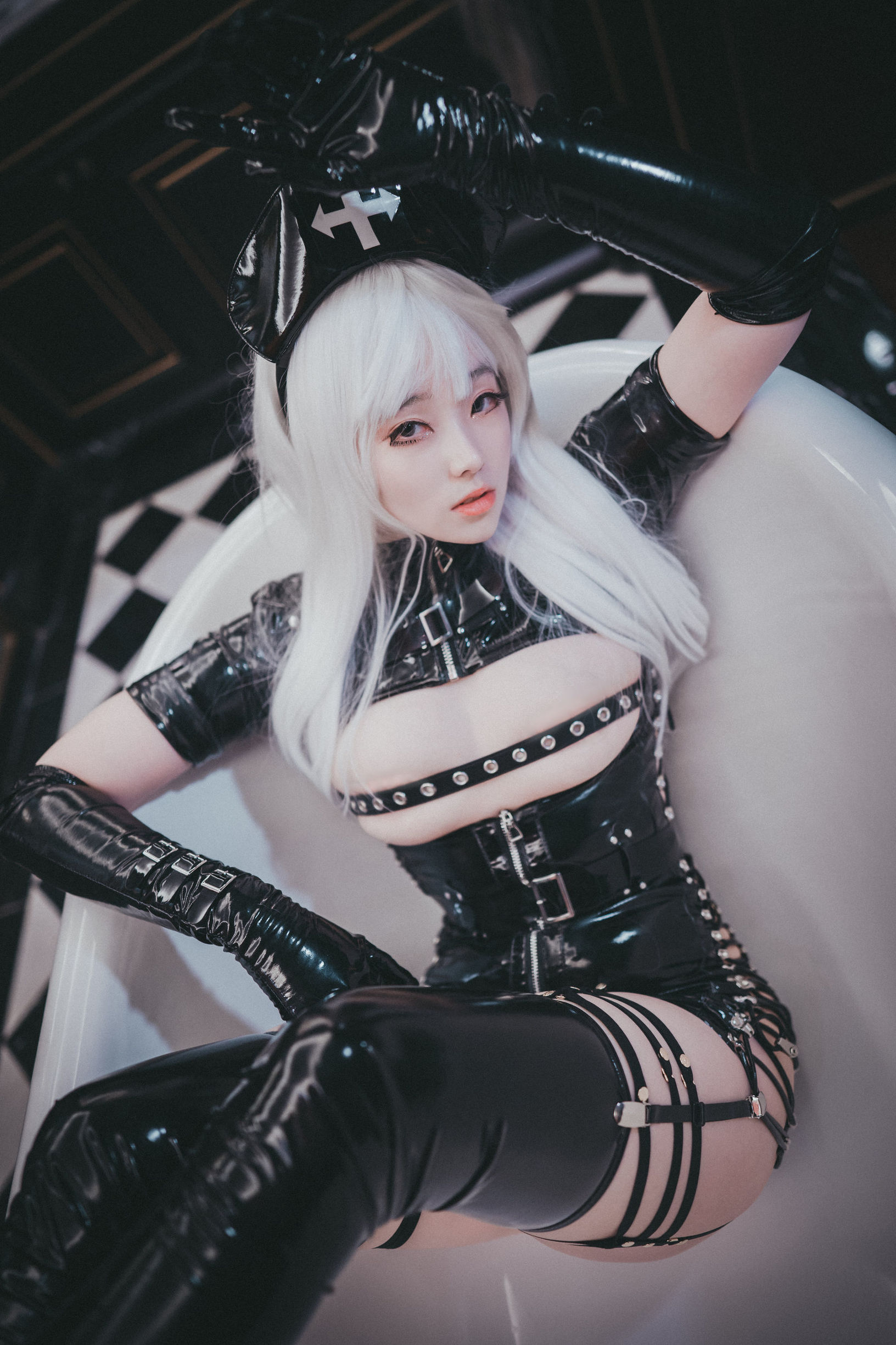 [网红COSER]韩国妹子BamBiPoisonousnurse插图2